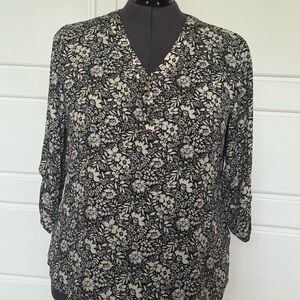 Maurices Black and Cream Floral Blouse